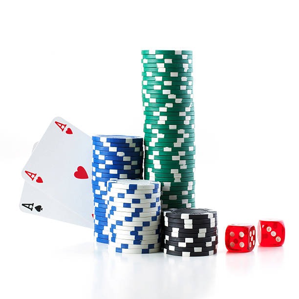 Live Lightning Dice dealer rolling dice on wis77 platform with real-time prediction interface